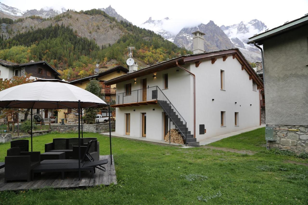 Appartamenti Vista Monte Bianco Courmayeur-Entreves Zewnętrze zdjęcie