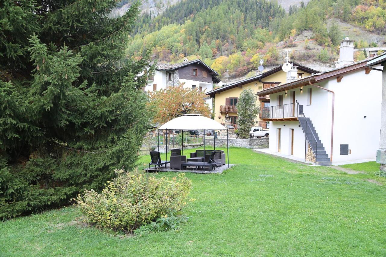 Appartamenti Vista Monte Bianco Courmayeur-Entreves Zewnętrze zdjęcie